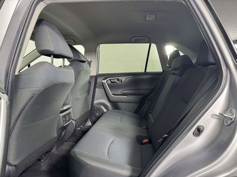 Used 2023 Toyota RAV4 LE AWD/4WD image 32