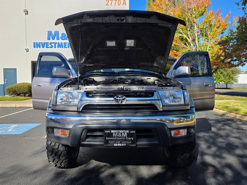 Used 2001 Toyota 4Runner SR5 AWD/4WD image 29