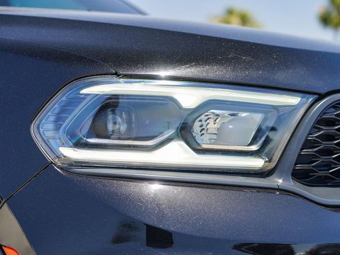 Used 2023 Dodge Durango GT image 2