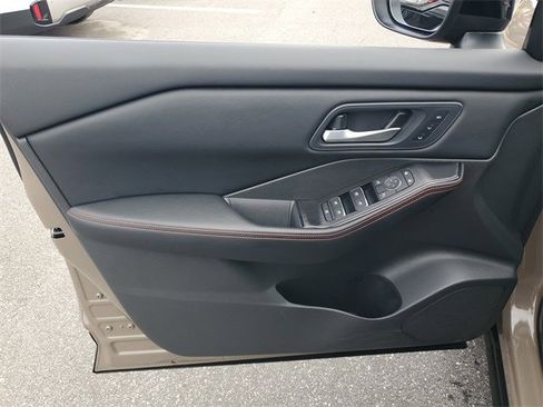 Used 2025 Nissan Rogue Rock Creek w/ Rock Creek Premium Package image 14