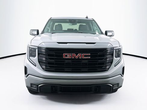 Used 2024 GMC Sierra 1500 Elevation image 2