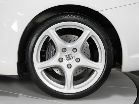 Used 2009 Porsche 911 Carrera RWD image 18