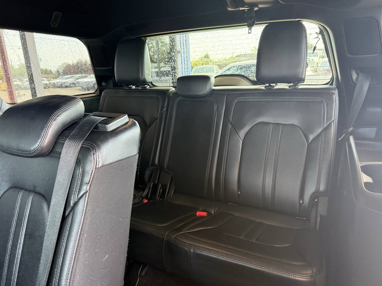 Used 2020 Ford Expedition Limited AWD/4WD image 18