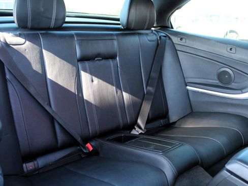 Used 2018 BMW 430i Convertible image 30