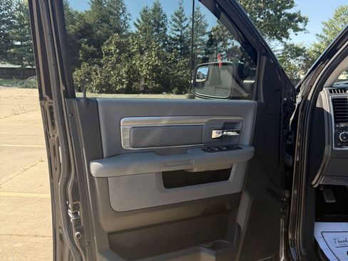 Used 2016 RAM 1500 Big Horn AWD/4WD image 10