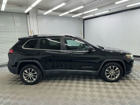 Used 2020 Jeep Cherokee Latitude Plus image 6