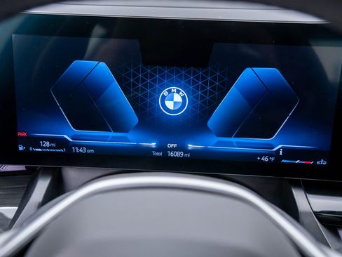 Certified 2025 BMW 540i xDrive image 21