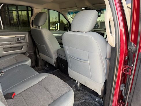 Used 2017 RAM 2500 SLT w/ Luxury Group AWD/4WD image 24