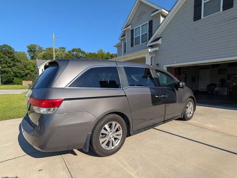 Used 2014 Honda Odyssey EX-L image 3