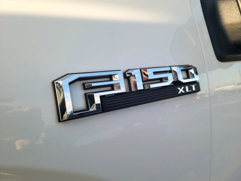 Used 2019 Ford F150 XLT w/ Equipment Group 302A Luxury image 16