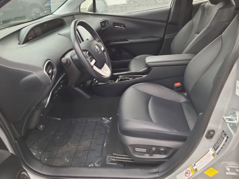 Used 2019 Toyota Prius Prime Advanced image 19