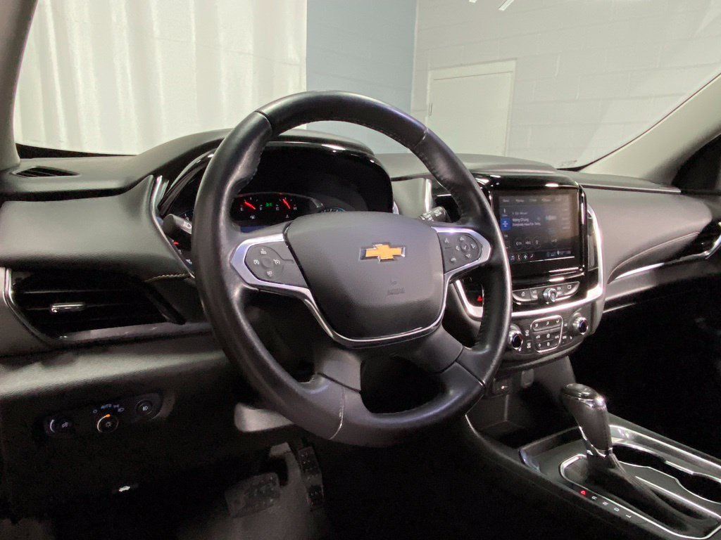 Used 2020 Chevrolet Traverse LT w/ LPO, Floor Liner Package AWD/4WD image 19