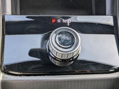 Used 2023 Jeep Grand Cherokee L Laredo image 22