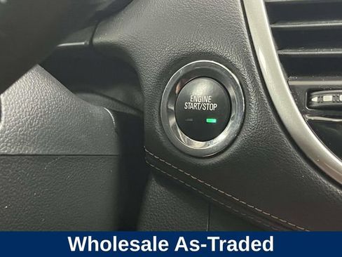 Used 2018 Chevrolet Trax LT w/ LT Convenience Package AWD/4WD image 31