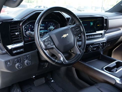 Used 2024 Chevrolet Silverado 3500 High Country w/ High Country Premium Package AWD/4WD image 23