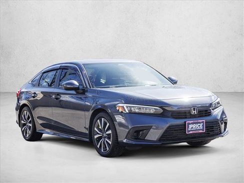 Used 2022 Honda Civic EX image 3