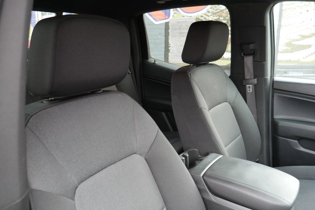 Used 2024 Chevrolet Colorado Trail Boss w/ LPO, Dark Essentials Package AWD/4WD image 7