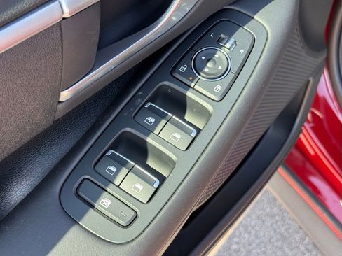 Used 2025 Hyundai Sonata SE image 19