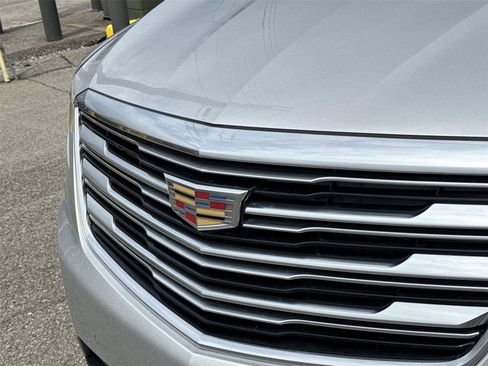 Used 2018 Cadillac XT5 Premium Luxury AWD/4WD image 10