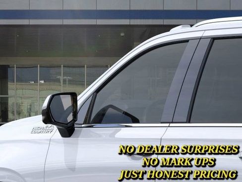 New 2026 Chevrolet Suburban High Country w/ LPO, Illumination Package AWD/4WD image 12