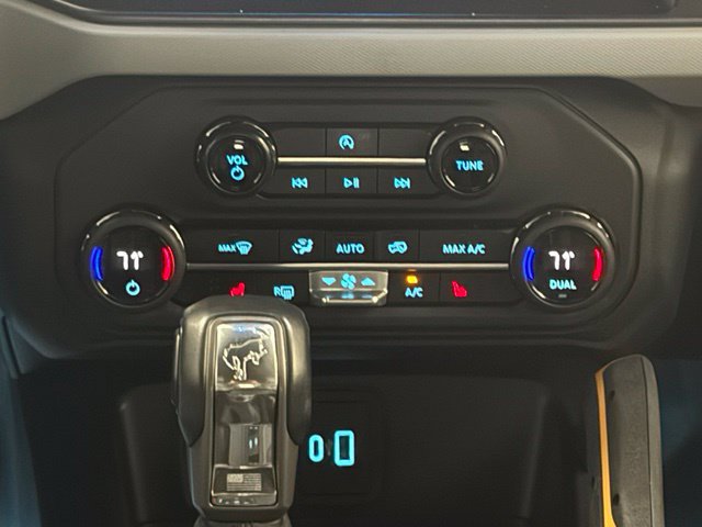 Used 2023 Ford Bronco Badlands AWD/4WD image 16