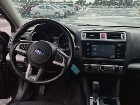 Used 2016 Subaru Outback 2.5i Premium AWD/4WD image 9