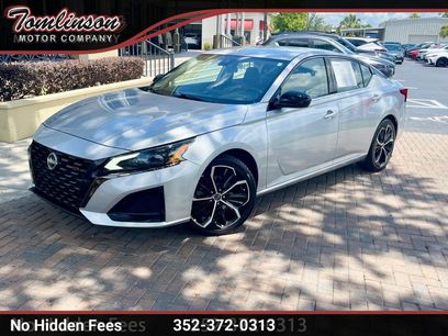 Used 2023 Nissan Altima 2.5 SR