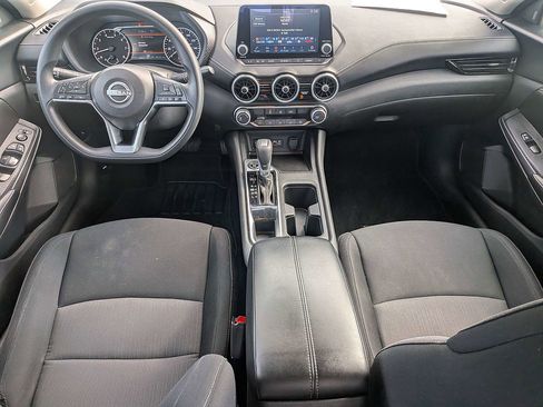 Used 2024 Nissan Sentra SV FWD image 14