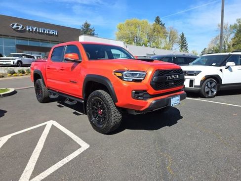 Used 2023 Toyota Tacoma TRD Pro image 2