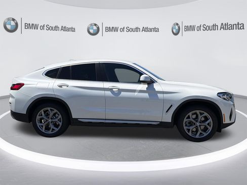 Used 2025 BMW X4 xDrive30i AWD/4WD image 28