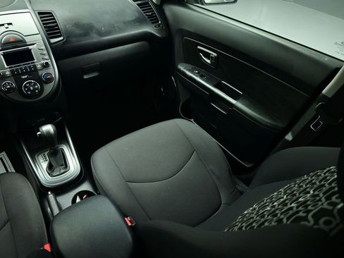 Used 2011 Kia Soul + image 45