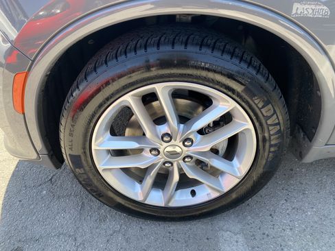 Used 2022 Dodge Durango GT RWD image 7