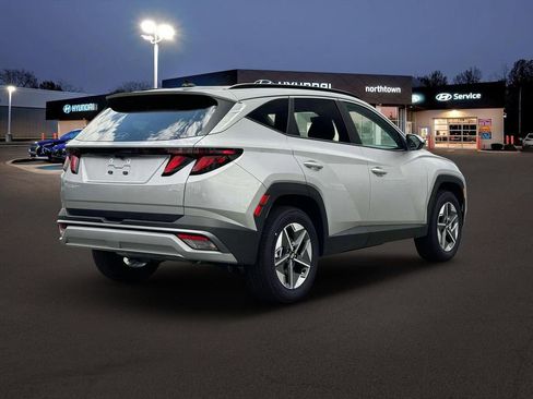 New 2026 Hyundai Tucson SEL image 7