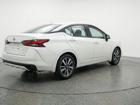 Used 2025 Nissan Versa SV FWD image 9