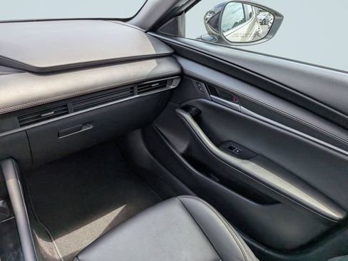 Used 2024 MAZDA MAZDA3 s FWD image 15