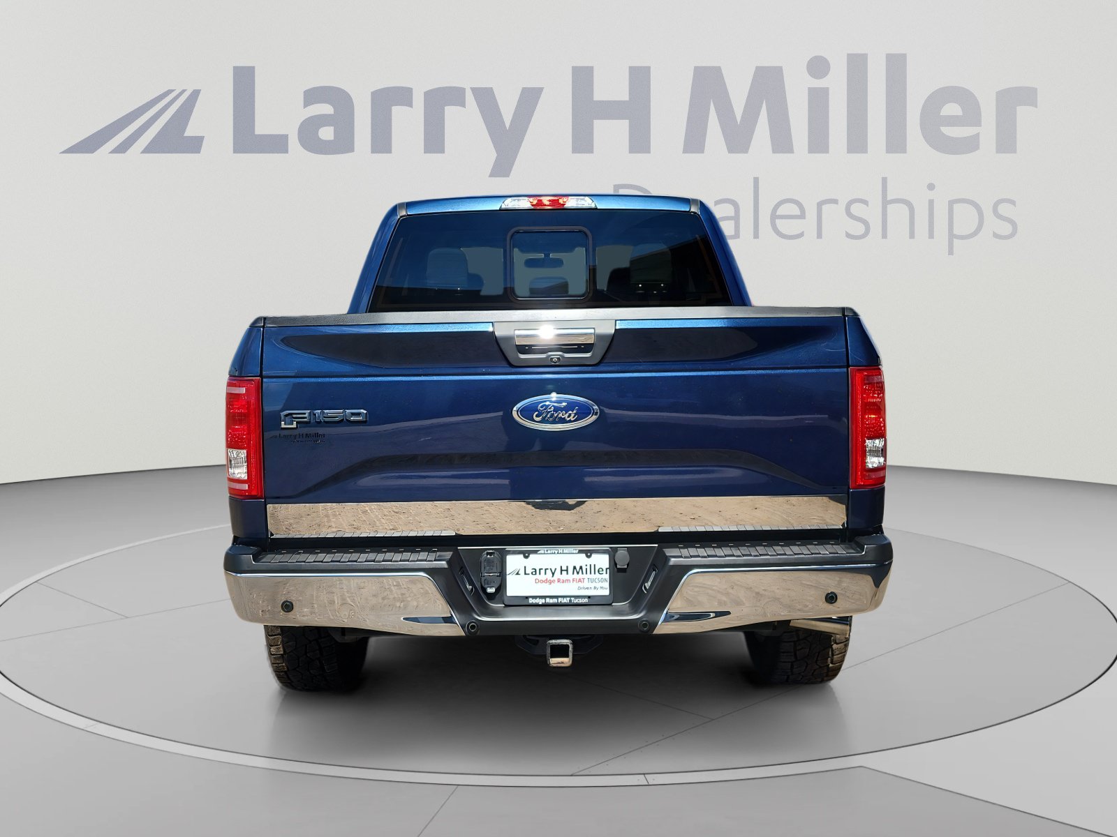 Used 2015 Ford F150 XLT w/ Equipment Group 302A Luxury AWD/4WD image 4