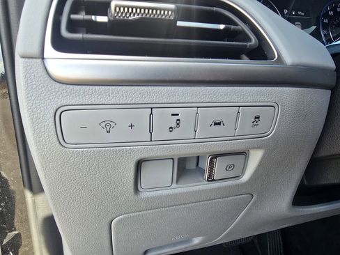 Used 2022 Hyundai Palisade SE image 18