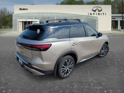 Certified 2025 INFINITI QX60 Autograph w/ Cargo Package AWD/4WD image 4