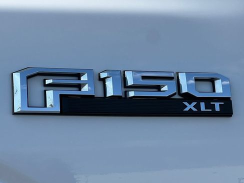 Used 2018 Ford F150 XLT AWD/4WD image 11