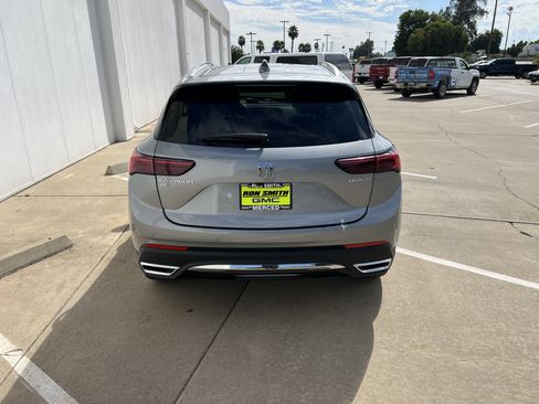 Used 2025 Buick Envision Preferred image 10