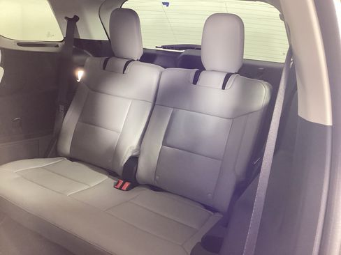 New 2026 Ford Explorer Active w/ Active Comfort Package AWD/4WD image 13