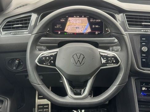 Used 2022 Volkswagen Tiguan SEL R-Line image 22