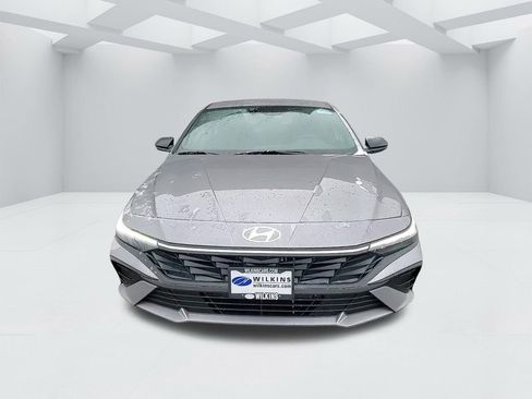 Certified 2025 Hyundai Elantra SEL w/ Cargo Package image 11