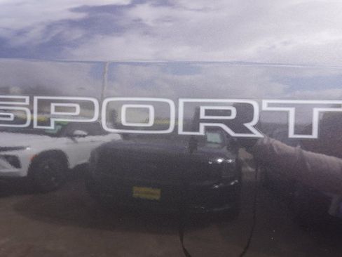 Used 2024 RAM 2500 Laramie w/ Sport Appearance Package image 33