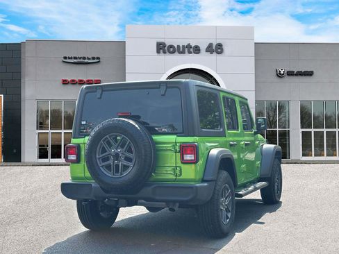 Used 2025 Jeep Wrangler Unlimited Sport AWD/4WD image 5