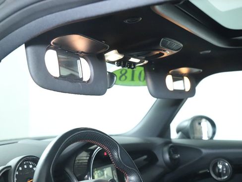Used 2018 MINI Cooper S FWD image 19