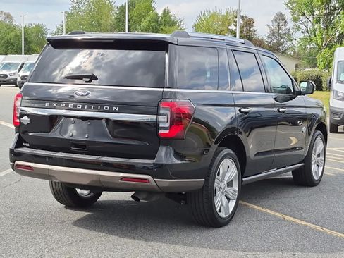 Used 2024 Ford Expedition King Ranch AWD/4WD image 3