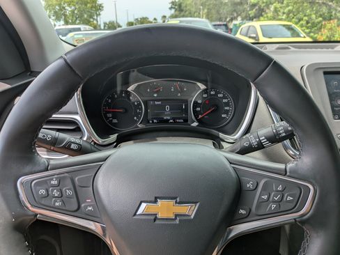 Used 2024 Chevrolet Equinox LT FWD image 27