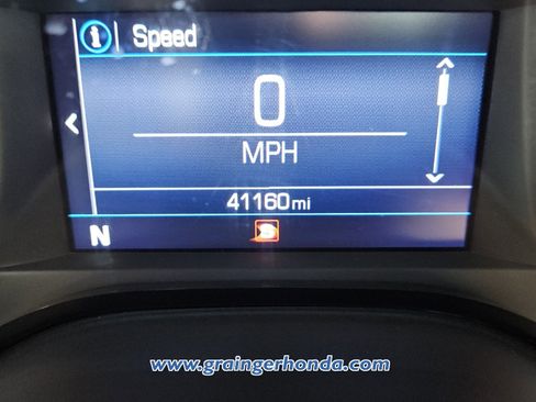 Used 2021 Chevrolet Camaro LT w/ Technology Package RWD image 21