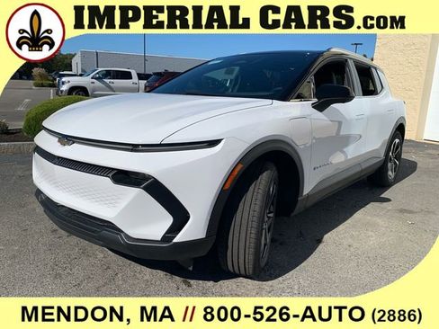 New 2026 Chevrolet Equinox EV LT image 6